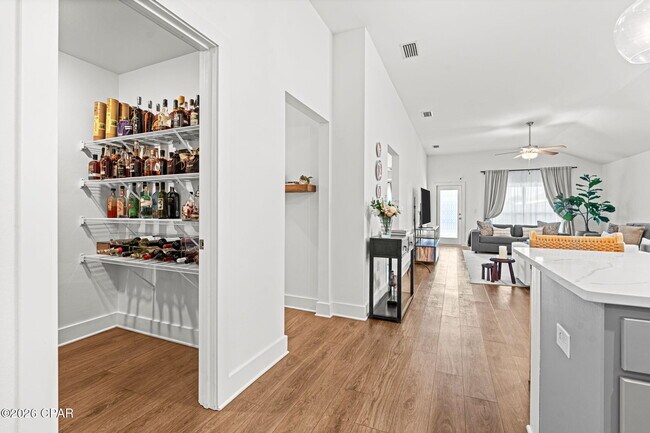 Building Photo - 283 Bayou Bend Ln