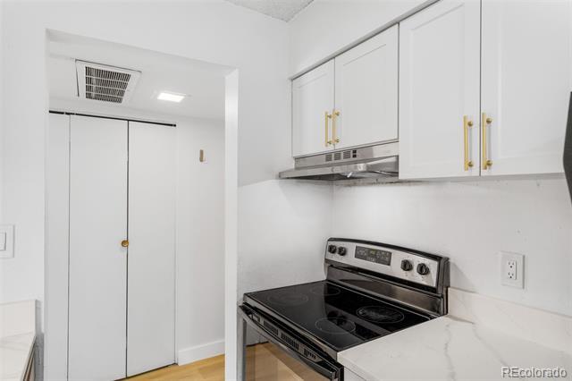 Building Photo - 7755 E Quincy Ave