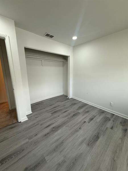 Building Photo - 5744 NW 27th Ct