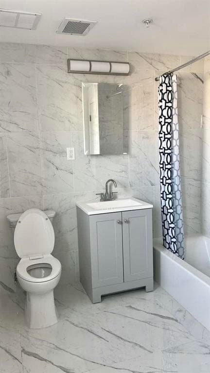 Building Photo - 767 Newark Ave