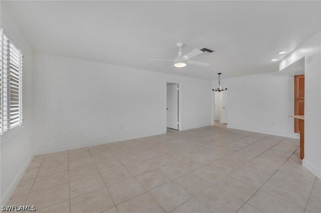 Building Photo - 656 Binnacle Dr