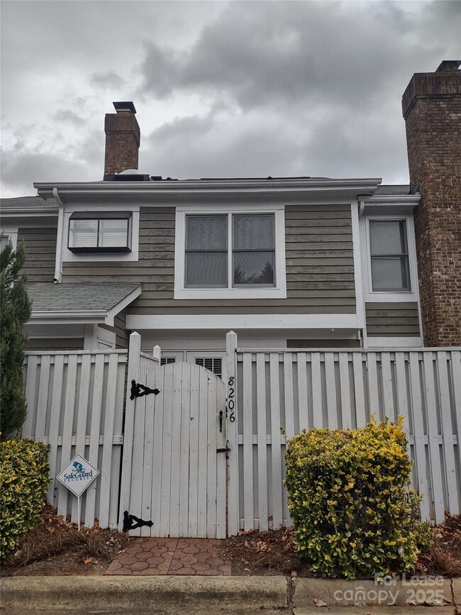 Building Photo - 8206 Legare Ct