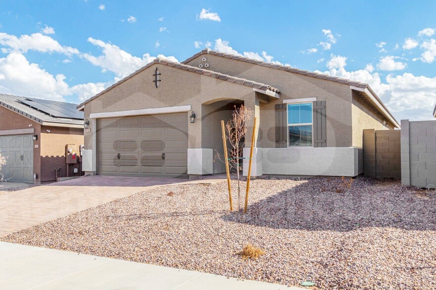 Primary Photo - 19963 W Palo Verde Dr