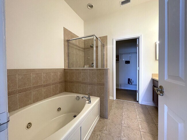 Building Photo - 6898 47th Ln N