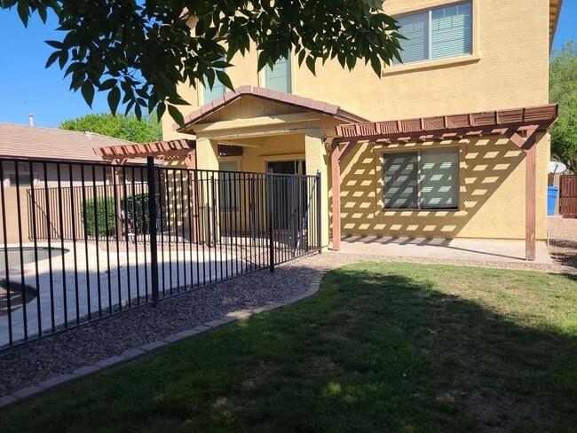 Building Photo - Ideal Living in Highland Groves: Stunning Cul-de-Sac Home with Builder Upgrades, Open Floor Plan,...