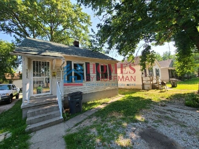 Building Photo - Two Bedroom House | 50% Off First Month