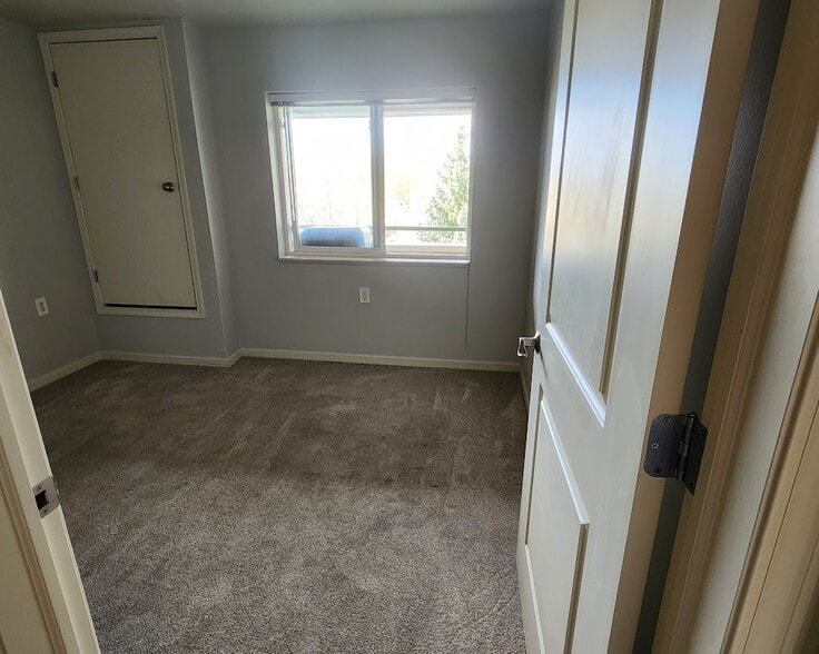 22 Bedroom 2 - 400 N Richmond St