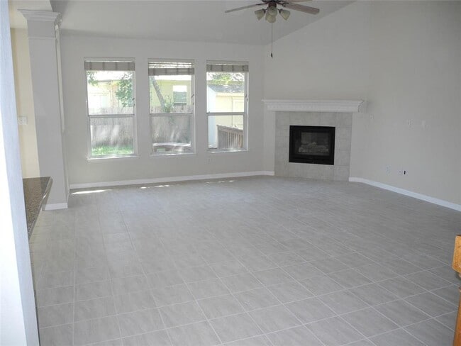 Building Photo - 2601 Briana Shay Dr