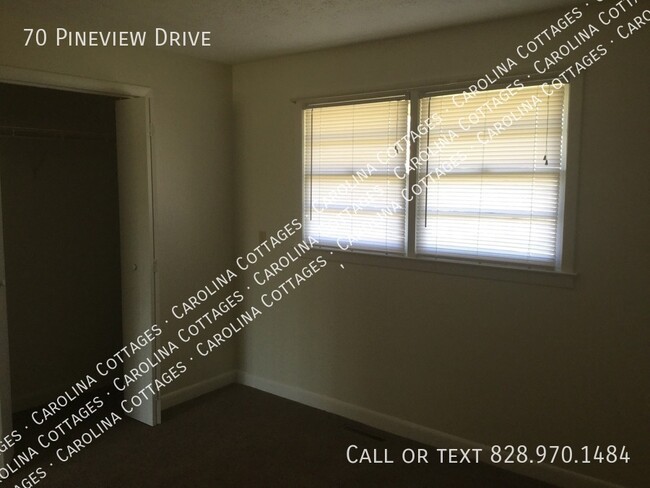 Building Photo - 70 Pine View Dr