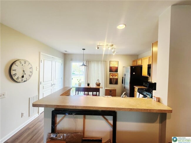 Building Photo - 1447 Artisan Ct