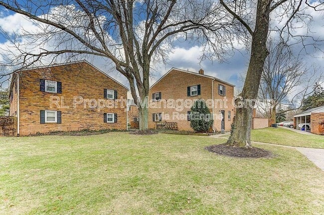 Building Photo - 4714 Merrifield Pl