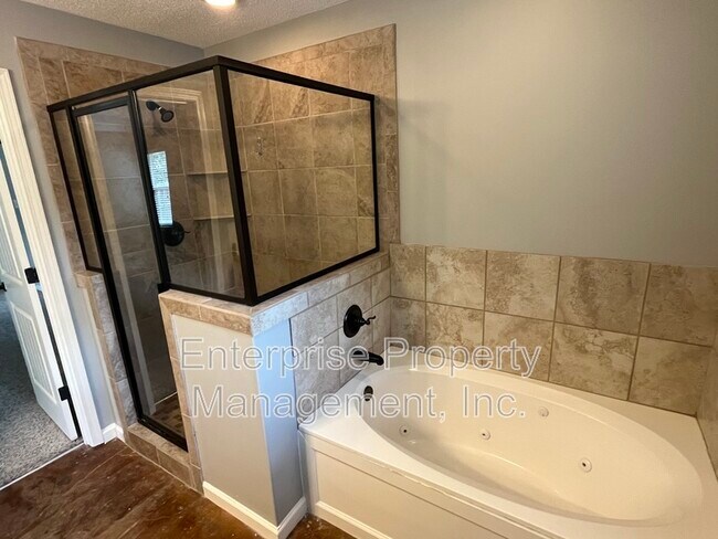 Building Photo - 9404 Eckley Pl