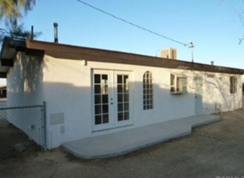 Building Photo - 72675 Sullivan Rd