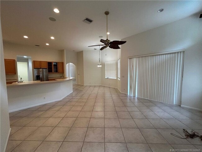Building Photo - 2529 SW Park Meadows Trail