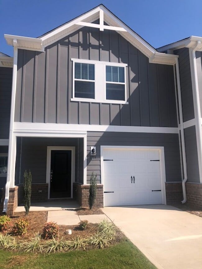 Beautiful Townhome with 1 Car Garage in Br... 1784 Braemar Vlg Dr