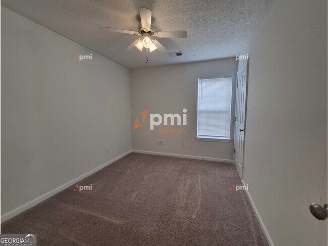 Building Photo - 3705 Wavetree Overlook NW