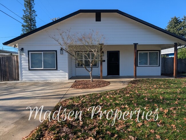 Building Photo - 831 El Dorado St