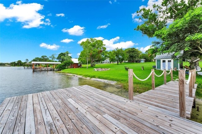Building Photo - 6659 Lake Cane Dr