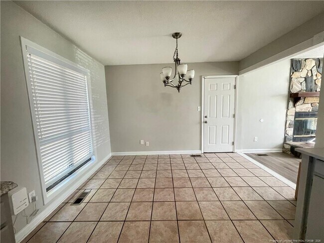 Building Photo - 6804 Leeds Ct