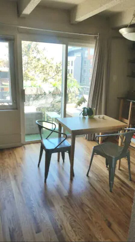 Building Photo - 200 Pearl St