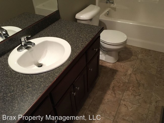 Building Photo - 3508 S Juniper Ave