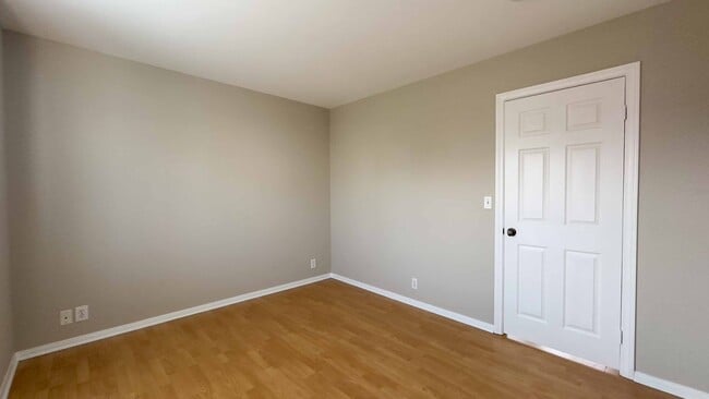 Building Photo - Spacious 1 Bdrm Guesthouse In the Heart Of Pacific Beach
