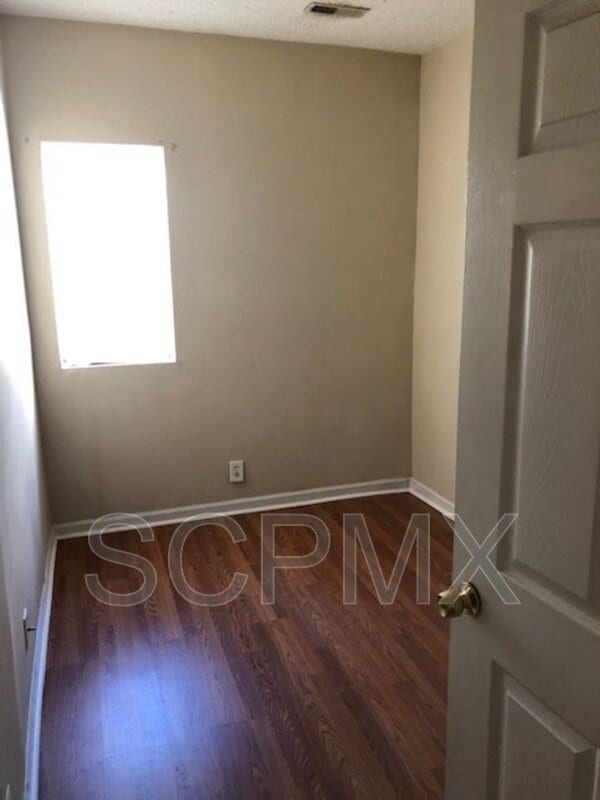 Building Photo - 2000 Hugo Ave