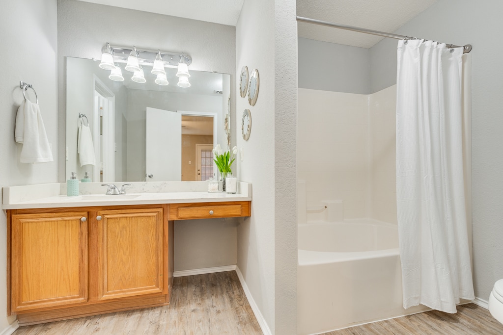 Building Photo - 2508 Concina Way