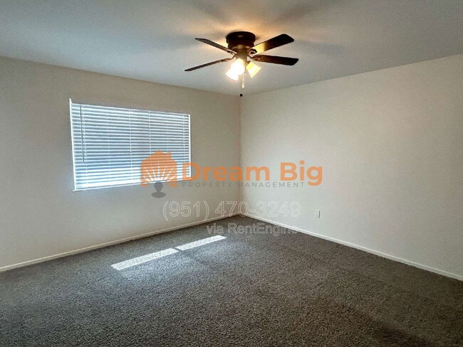 Building Photo - 3152 Newell Dr