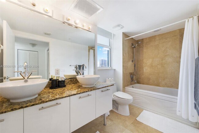 Building Photo - 41 SE 5th St