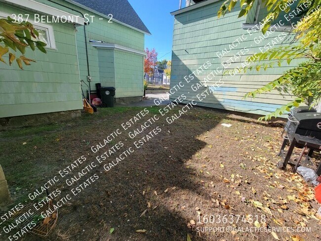 Building Photo - 387 Belmont St