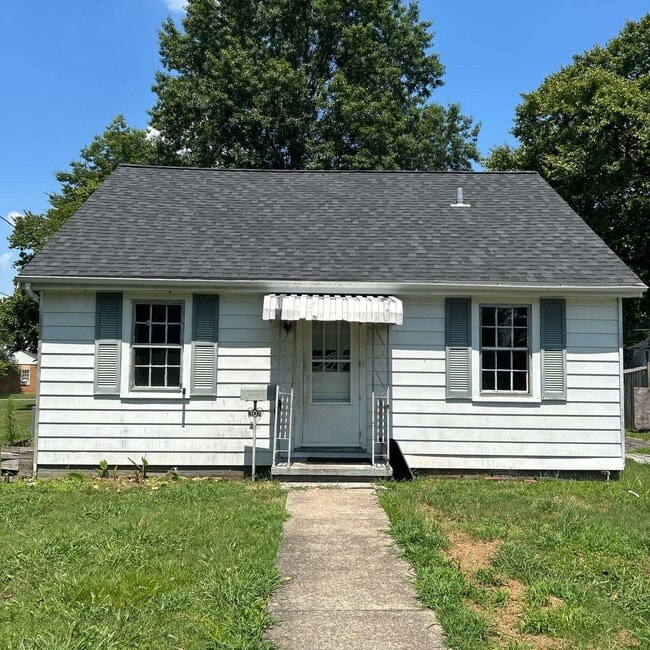 Primary Photo - 302 E 23rd St