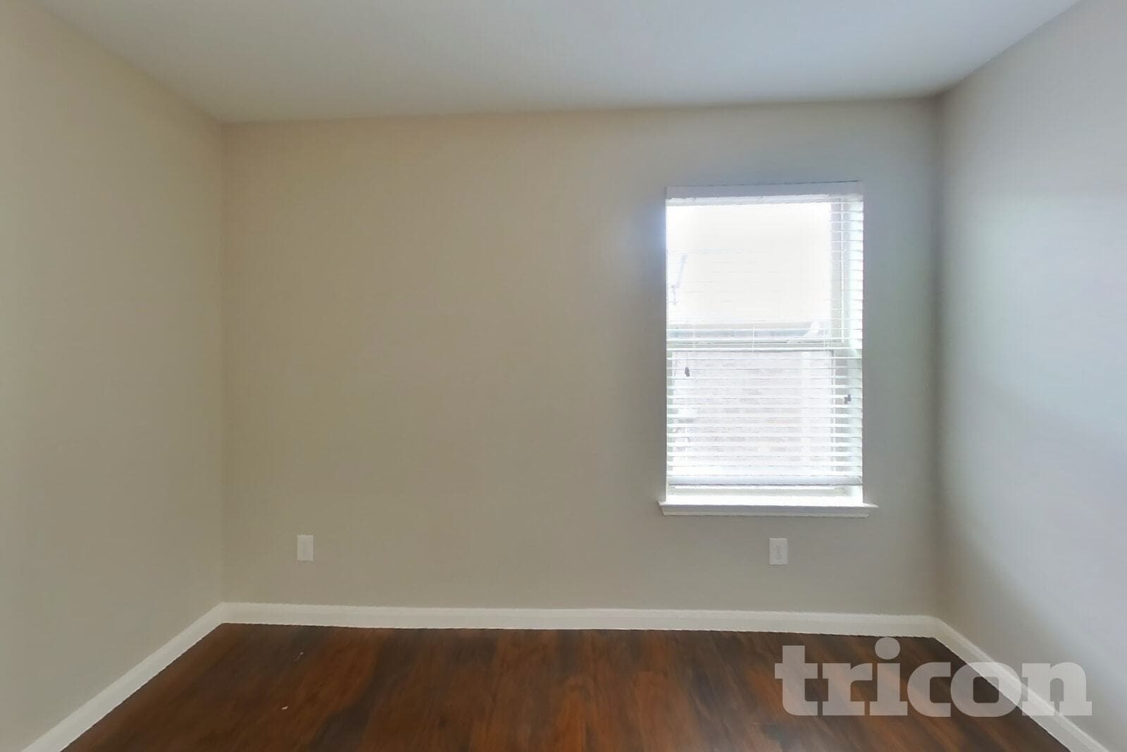 Building Photo - 508 Crazy Horse Dr