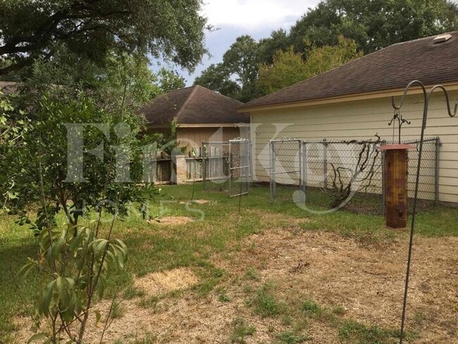 Building Photo - 4702 Hickory Downs Dr