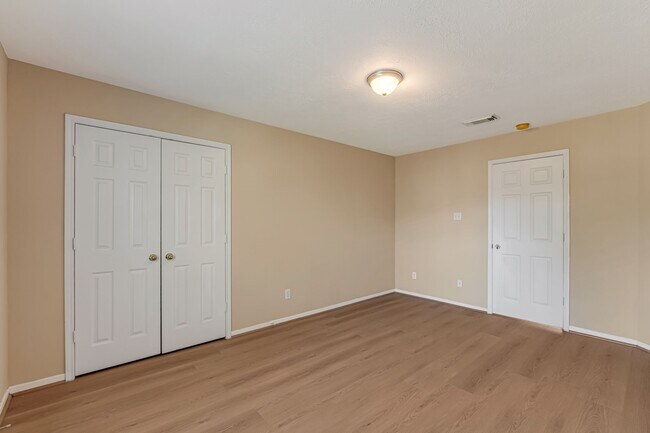 Building Photo - 914 Chapwood Ct