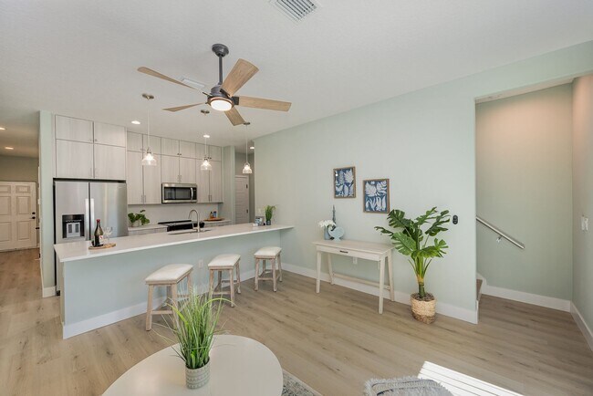 Building Photo - 870 Paddleboard Ct