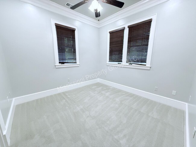 Building Photo - 3BR/3.2BA For Rent