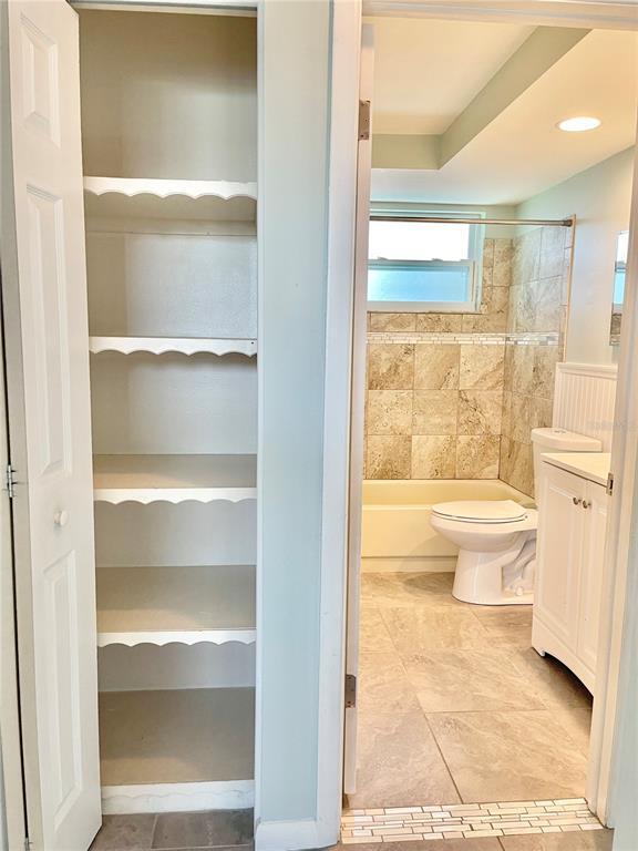 Building Photo - 9011 Ledgestone Ln