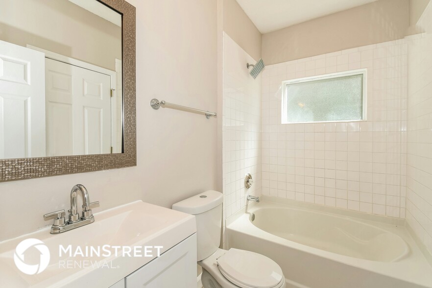 Building Photo - 13638 Majestic Ct