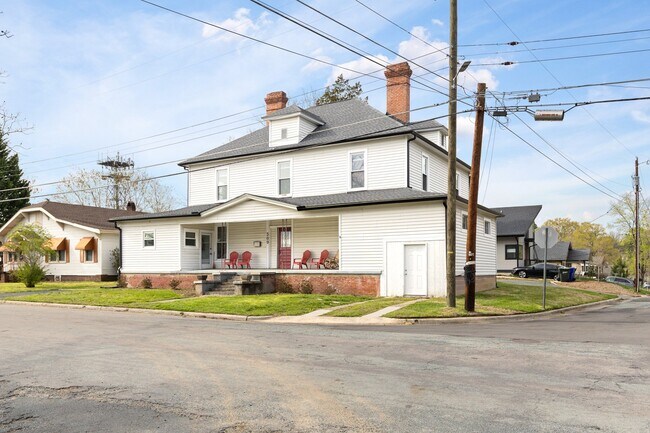 Building Photo - 309 Bon Air Ave