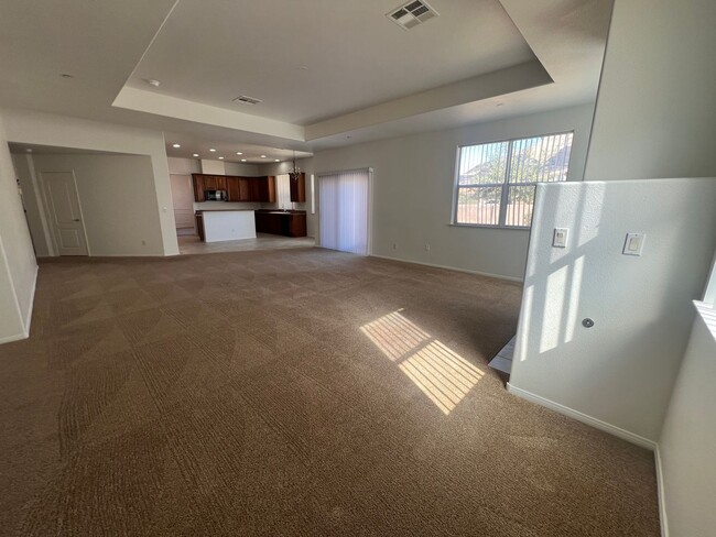 Building Photo - OVER 4000 SQ. FT. EXECUTIVE HOME IN GATED COMMUNITY