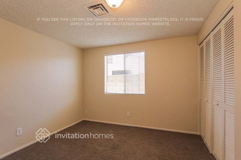 Building Photo - 6121 W Zoe Ella Way