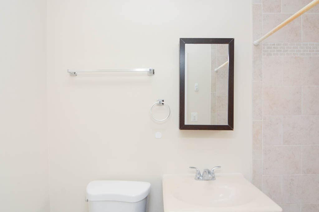 Building Photo - 2847 N Orchard St