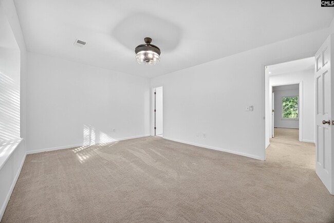 Building Photo - 298 Outrigger Ln