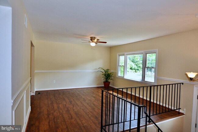 Building Photo - 13831 Delaney Rd