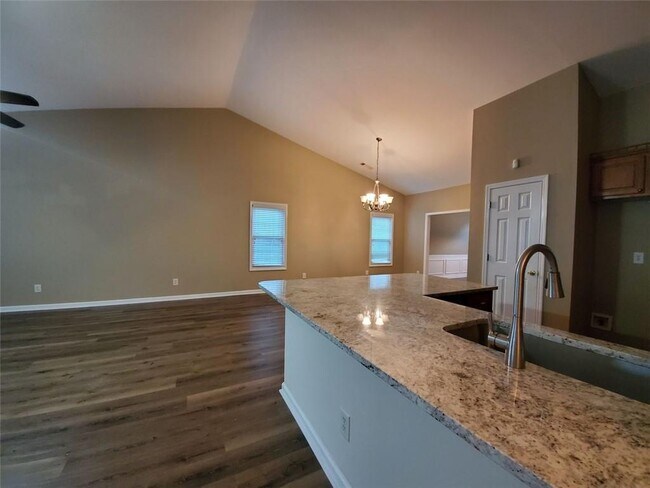 Building Photo - 3878 Hannahberry Pl