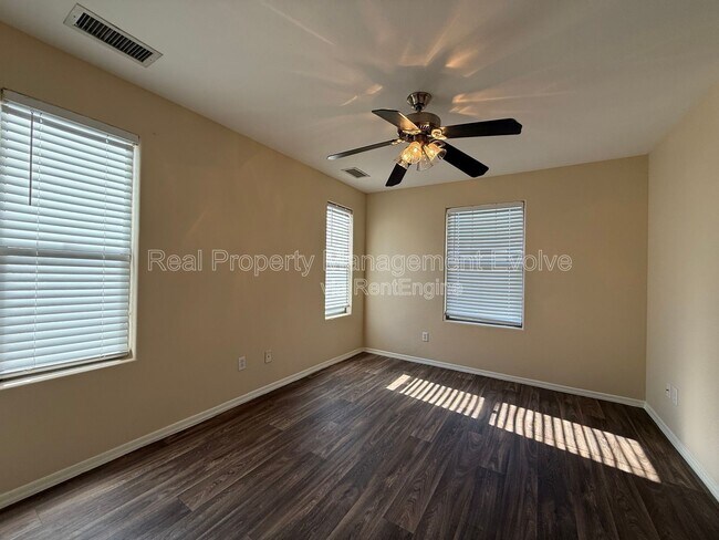 Building Photo - 8323 W Sheridan St