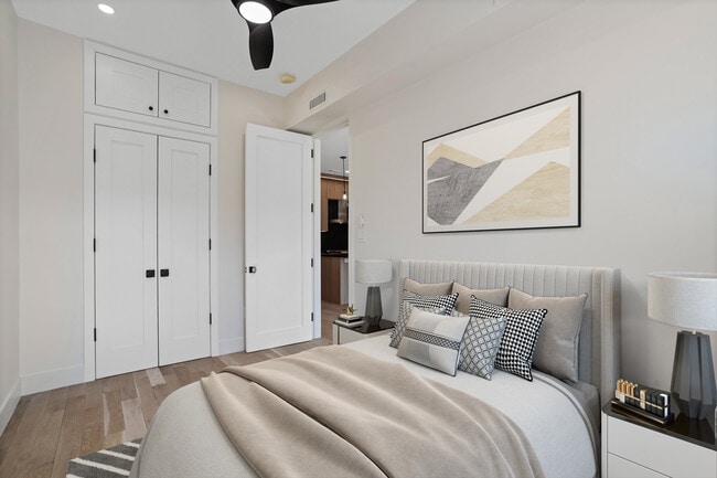 Building Photo - 26 1st Pl