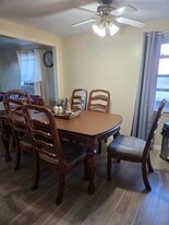 Building Photo - 413 Paderewski Ave