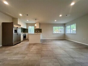 Building Photo - 8924 Trone Cir